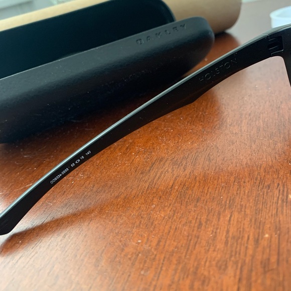 Oakley Houston Sunglasses Violet Iridium lenses - Picture 5 of 8